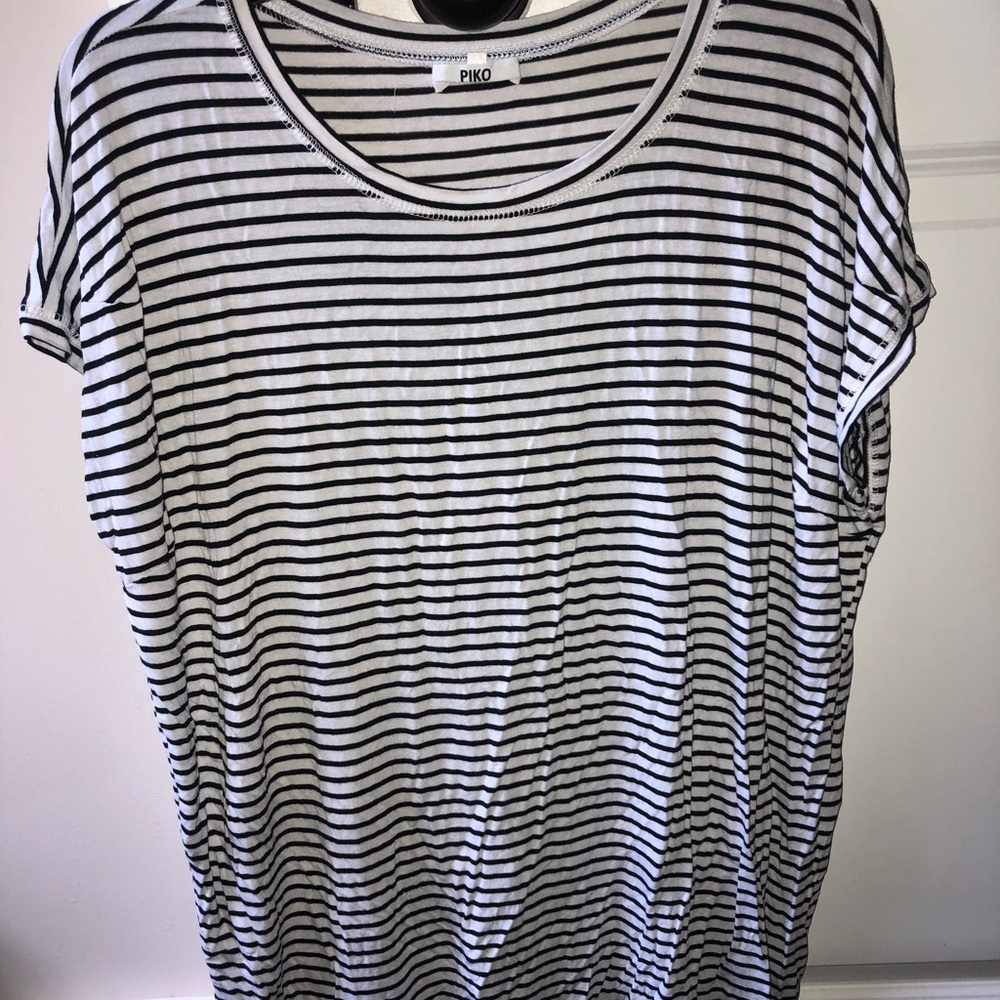 Women’s Piko Tunic Size Large